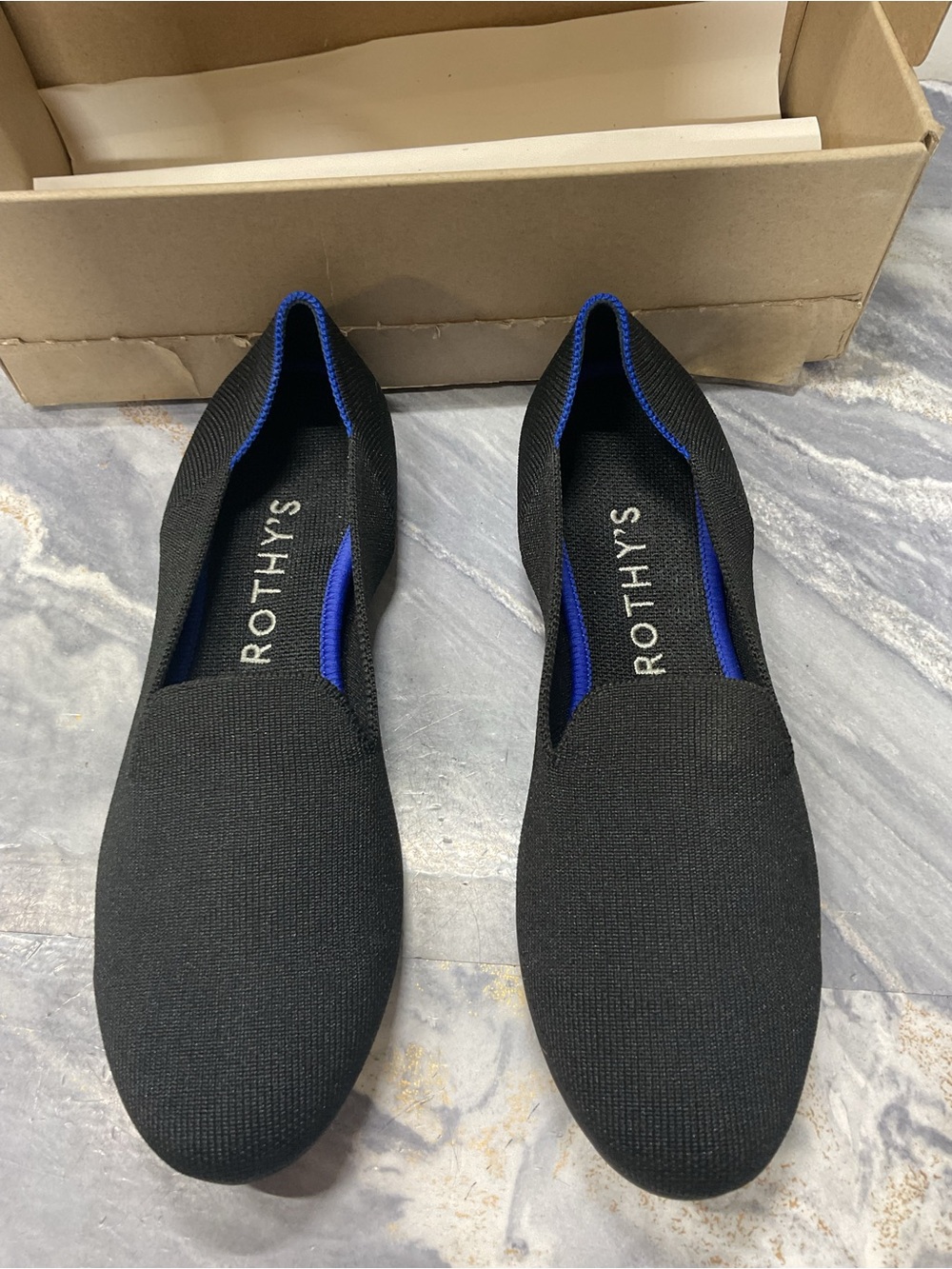 Black Ballet Rothys, size 9 - Picture 2 of 16
